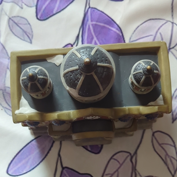 Palace Theater Miniature with Clock Collectible - Picture 7 of 12